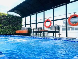 Shining Central Hotel & Spa - 0