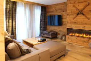 Leos Chalet - 9