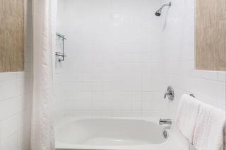 Howard Johnson Inn by Wyndham Kingston - Kingston - 5