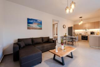 Heart Of Galatas Apartments Holidays In crete - 2