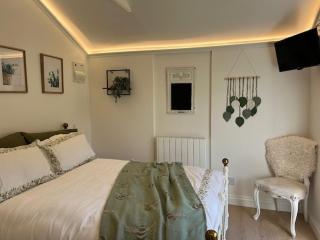The Resting Shepherd - Angmering - 0