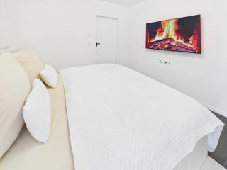 Loft and Living Private Spa am See mit Sauna und Whirlpool - Braunsbedra - 8