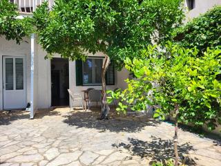 Harbour-side Apartment with Beautiful Terrace - Podgora - 7