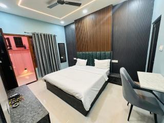 Hotel Airport View - Lucknow - 1