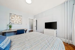 Well-Lit Bedroom near Transit and Charles River - Boston - 6