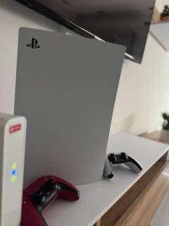 Luxury Holiday Apartment - 8