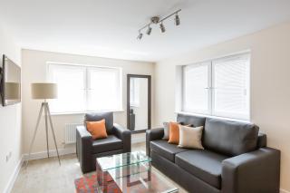 House of Fisher - Central Gate - Newbury - 3