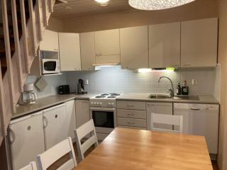Heart of Sappee, Apartment for 8 with sauna - - 9