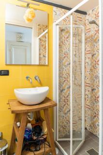 La Terrazza sui Quartieri Stanza e bagno Privati in Appartamento Condiviso - 1