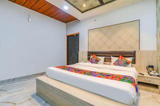 FabHotel Super 3 Premium - 8