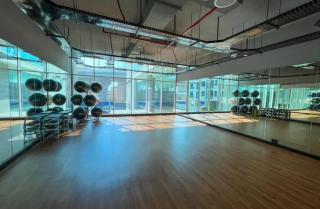 Sophisticated Fully Furnished and Family-Friendly - 8