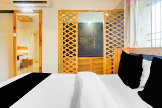 Collection O Gravity Inn - 1