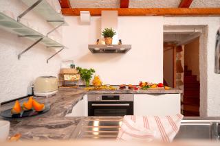 Villa Marea - Old Town Retreat - 8