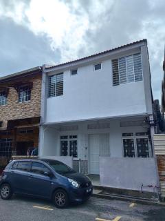 22A HOSTEL - George Town - 8