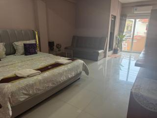 Hug me guesthouse - 0