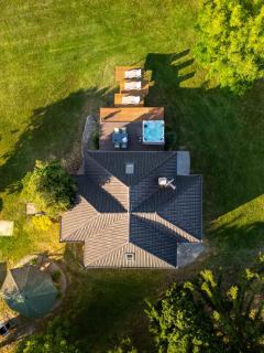Hilltop House. - 4