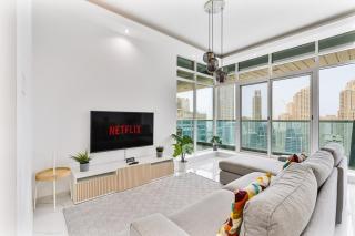 2BR with Marina Views - Near JBR Beach & Dubai Eye - 0