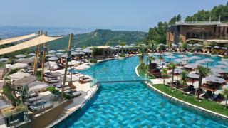 Select Hill Resort - Tirana - 9