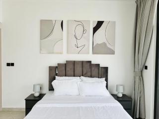 Fully Furnished and High Floor Unit in Al Jaddaf - 5