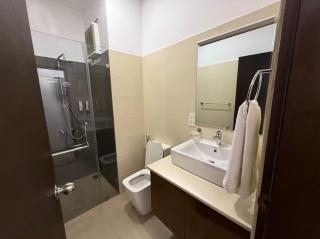 Hotel Laxhman Inn - - 6