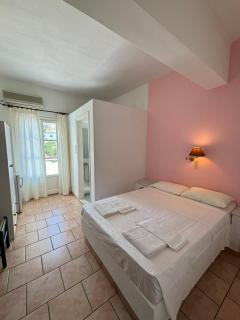 Syros Rooms & Apartments - Posidhonía - 9