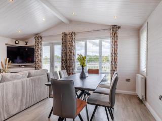 Berberis Lodge - Willington - 6