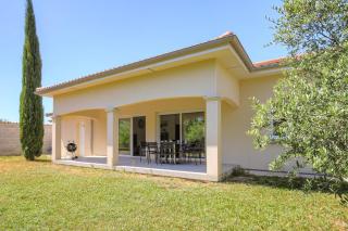 Charmante maison 68 pers PMR proche Lyon - Seyssuel - 0