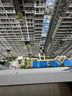 E & E Nest in Fairlane Residences - Manila - 7