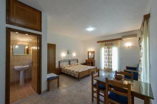 Agios Efrem Studios - Parga - 2