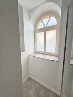 Le Gaston de Belair - Room 006 - 2nd floor - Shared Kitchen - 2