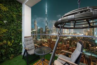 Luxury 2,5BR Burj Khalifa Views with Pool and Gym Access Near Dubai Mall - 9