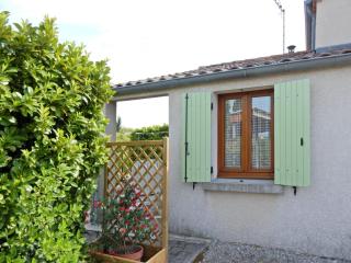 Comfortable Apartment in Lablachère with Terrace in Ardèche - Lablachère - 1