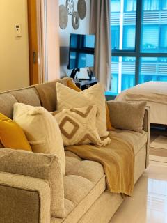 Netflix and Chill Cozy Unit BGC - Manila - 6