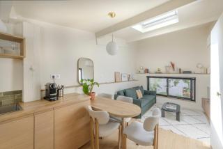 Maison Alcôme - Elegant Artist's Residence with Private Garden - 7