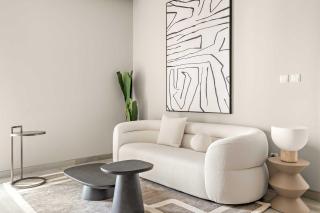 Bright & New 1BR in JVCwith pool and gym - 9