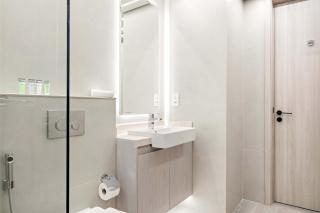 Bright & New 1BR in JVCwith pool and gym - 5