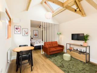 Modern 1Bed Studio with Parking Leamington Spa Pass the Keys - Leamington Spa - 7