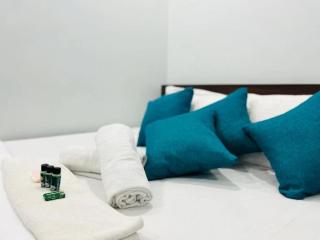 Hotel Raghub!r Nikunj - Near Shree Ram Janambhoomi & Hanuman Garhi Temple - #Air Conditioned Rooms #Wifi #Parking #Excellent Customer Service - Best Seller Homestay In Ayodhya - Ayodhya - 3