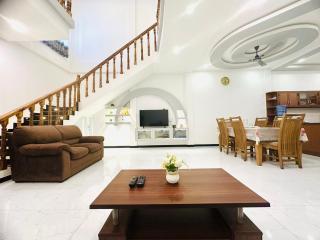 Dream Dwellings - Nikawatawana - 2