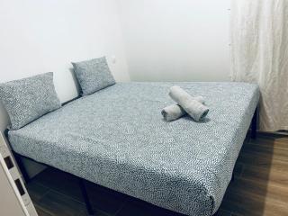 Au pied de la cathédrale - 9