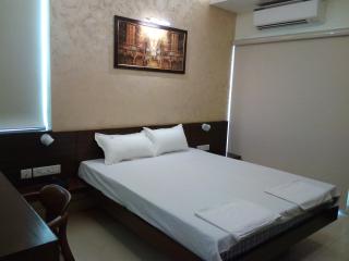 National YMCA Hostel - New Delhi - 0