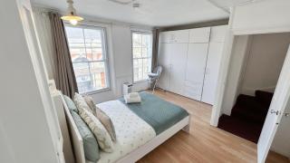 Stylish 2-Bedroom Flat in Barbican Centre near Farringdon with Rooftop Terrace - Londra - 2