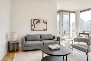 UWS 2BR w doorman gym nr central park NYC-950 - 0