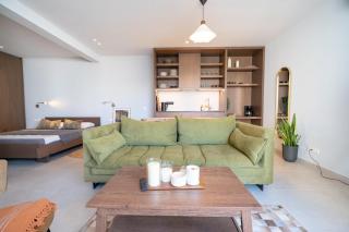 Athens Central Skyline Studio by ΜΡS - 0