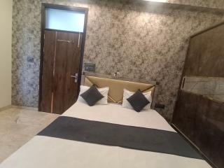 Hotel Shubh Palace - Vrindāvan - 6