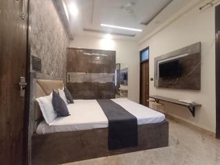 Hotel Shubh Palace - Vrindāvan - 5