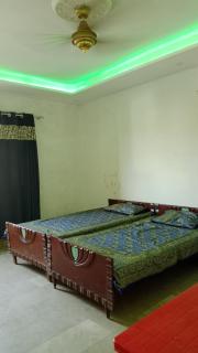 Royal Guest House - Lahore - 4