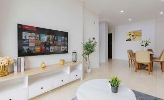 Chiy APT - Căn hộ dịch vụ cao cấp Vinhomes Skylake HaNoi - 3
