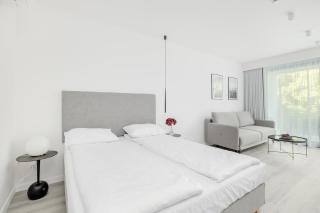 Sea&Lake Luxurious Apartments with Parking by Noclegi Renters - Mielno - 9