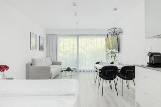 Sea&Lake Luxurious Apartments with Parking by Noclegi Renters - Mielno - 1